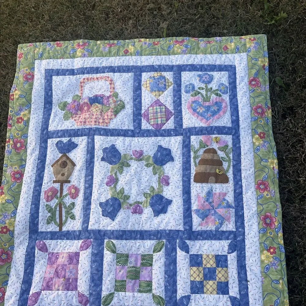 Amy’s Sampler Original Brandywine Design Quilt Multicolor 41” Tall Cottage Core